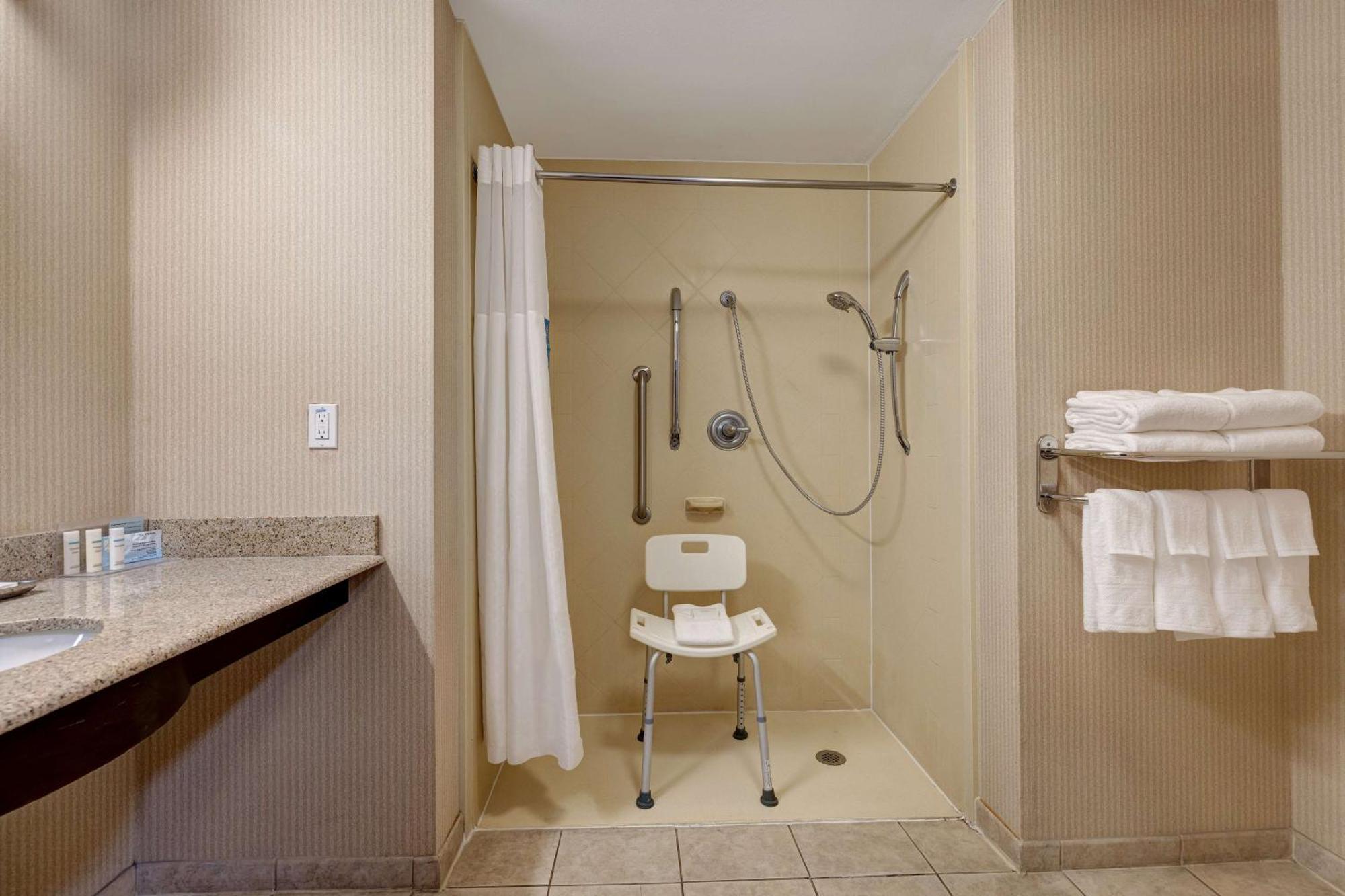 Hampton Inn Victoria Eksteriør bilde
